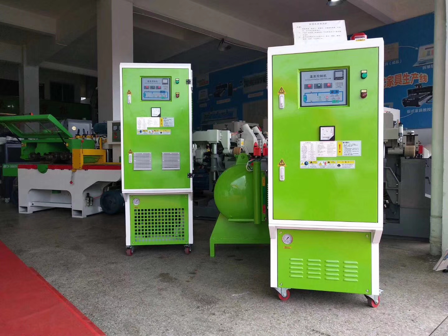 深圳久陽攜木壓機專用油溫機亮相順德國際木工機械博覽會